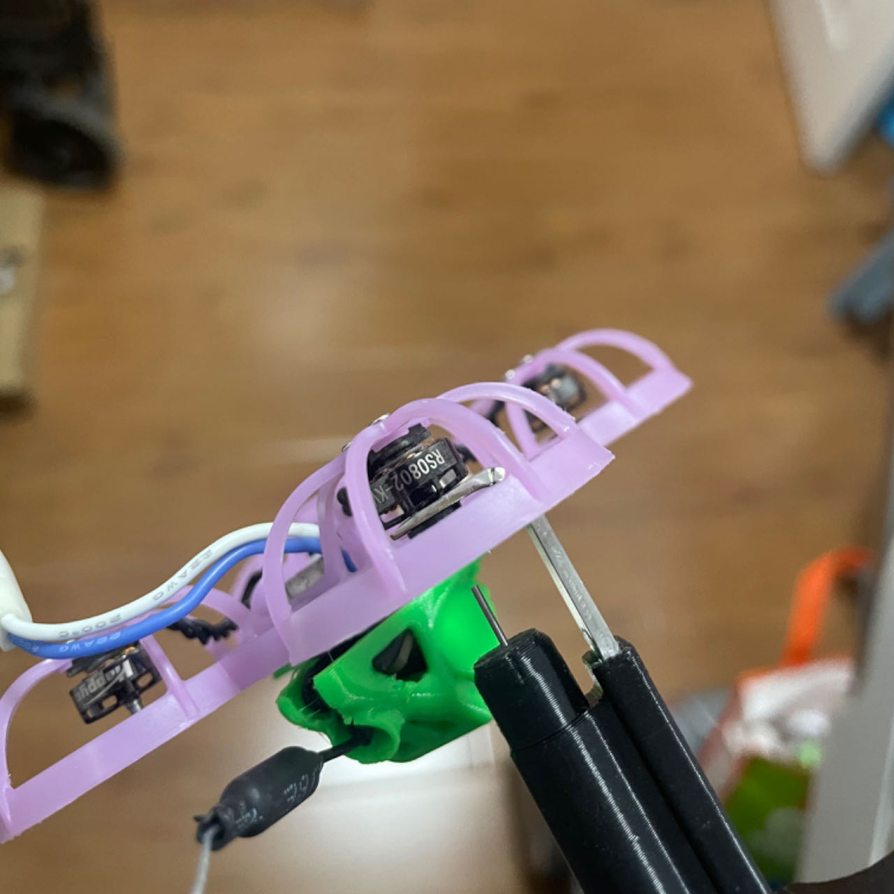 Alat Pelepas Propeller DT Prop - Drone Racing Gate ulasan dan harga